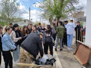 Астраханские патриоты приняли участие в региональном проекте "Очищаем историческую память от мусора"